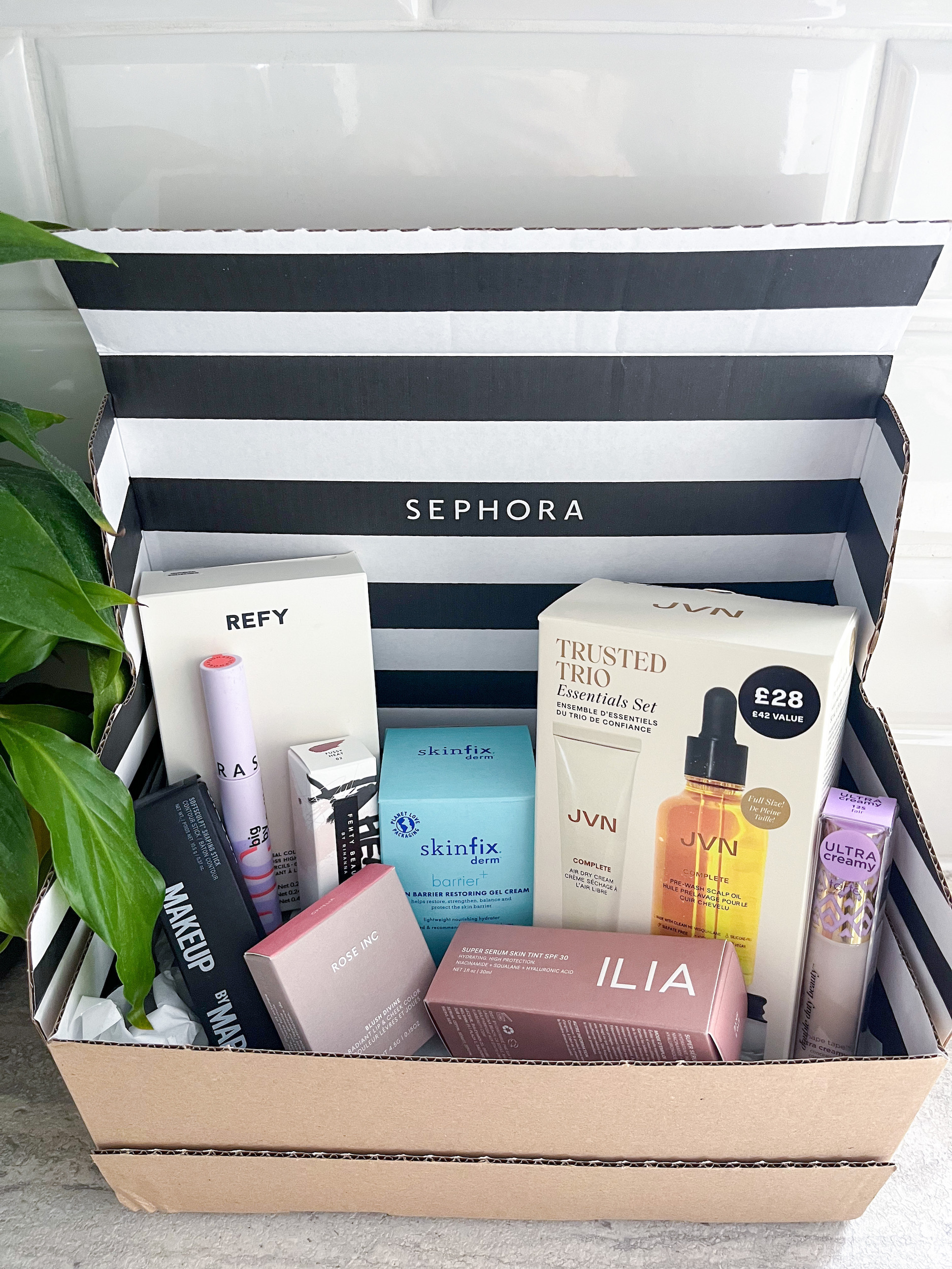 Sephora Is Teaming Up With Complex for a Beauty Hub – WWD